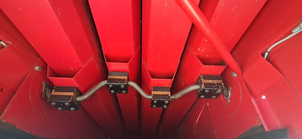 Комбайн Massey Ferguson 330!