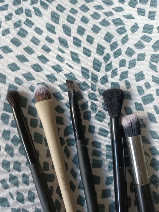 Various Makeup Brushes64285725641347121