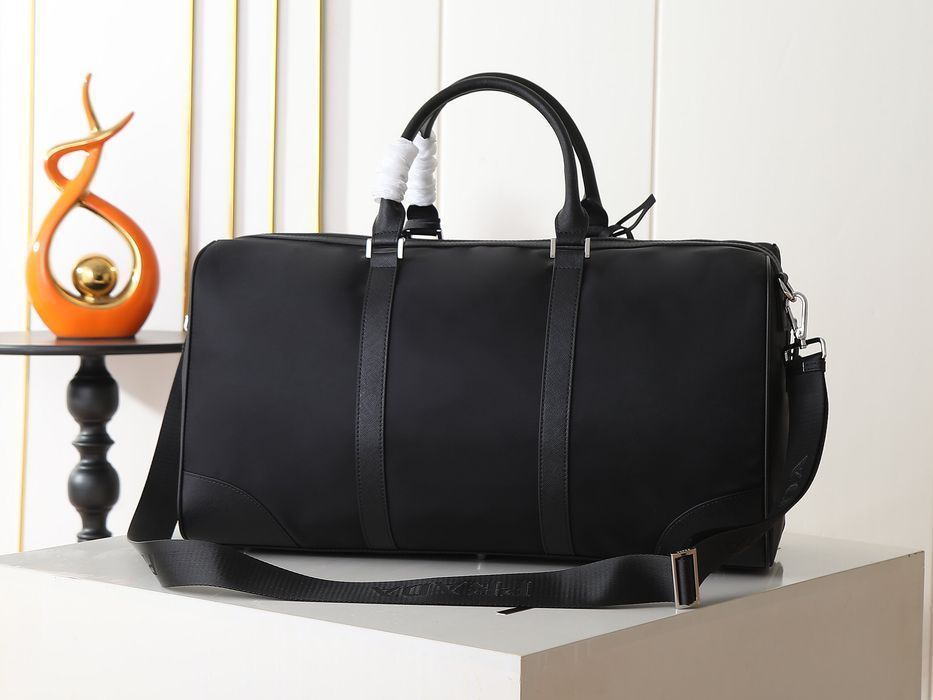 Жіноча сумка Prada 50x22.5x26