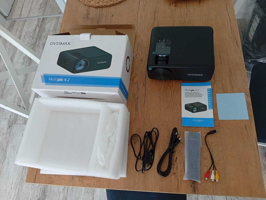 Projektor Overmax Multipic 4.2