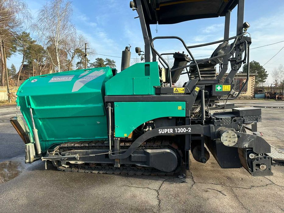 Продаж асфальтоукладача VOGELE SUPER 1300-2