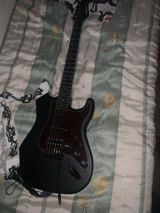 Guitarra e pedaleira