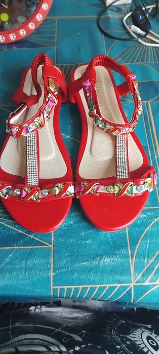 Босоножки 40 размер