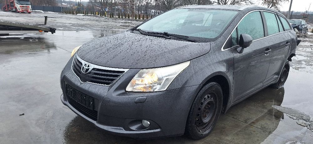 Kompletny przód toyota T27 kod lakieru 1G3