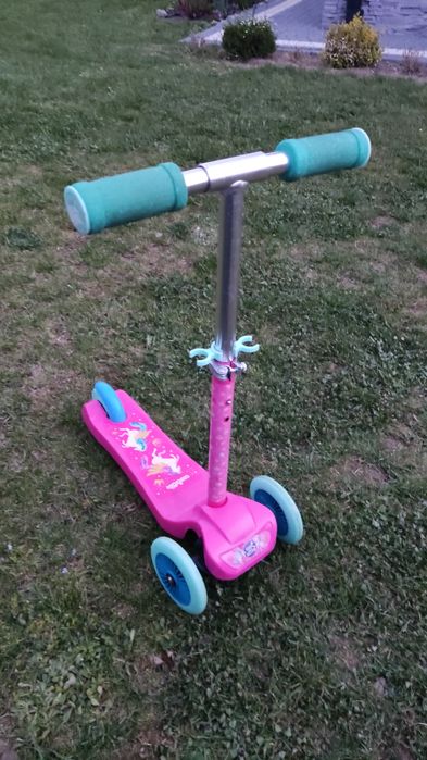 Dziecięca hulajnoga trójkołowa COOLSLIDE
UNICORN SCOOTER II