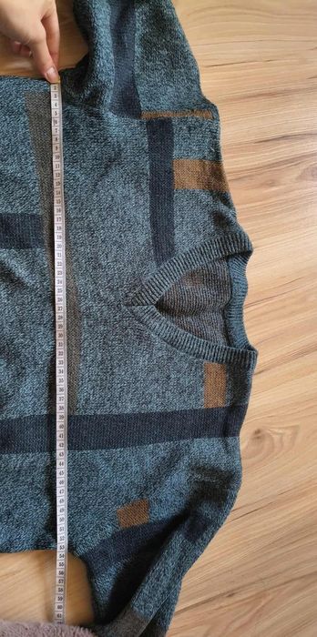 Sweter wełniany retro