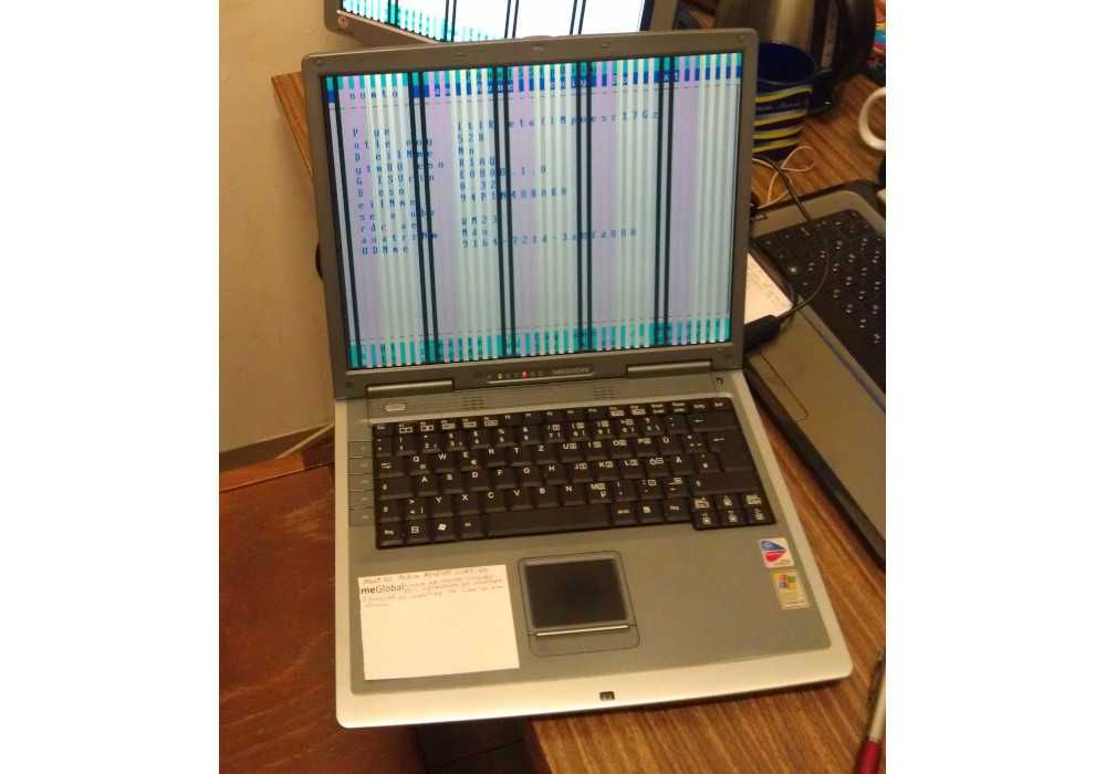 ноутбук Medion MD42200 на розборку, на запчастини. Дефект відеокарти