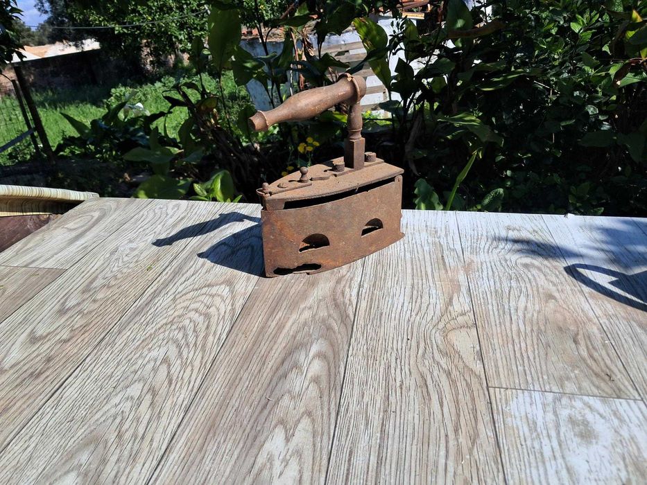 Ferros de engomar antigos - lote de 4