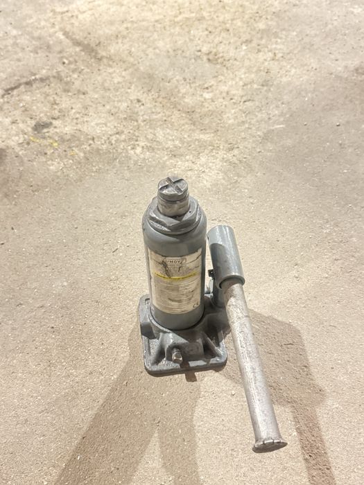 Macaco de carro elevatório