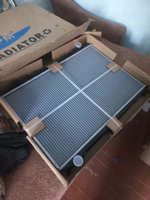 Радіатор,нісан терано 1