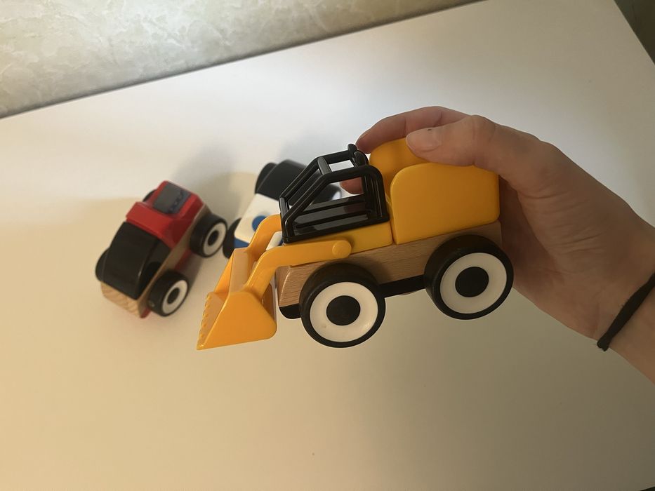 IKEA набір деревʼяних вантажних машинок LILLABO (ИКЕА LILLABO)