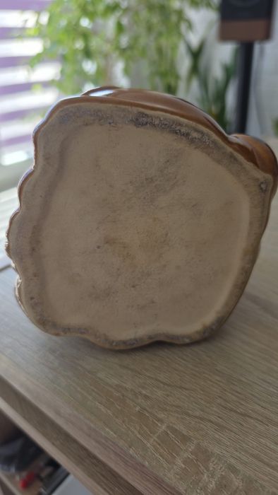 Pojemnik ceramiczny PRL w ksztalcie psa
