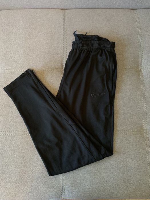 Спортивні штани Nike dri-fit без утеплення р.158-170 найк