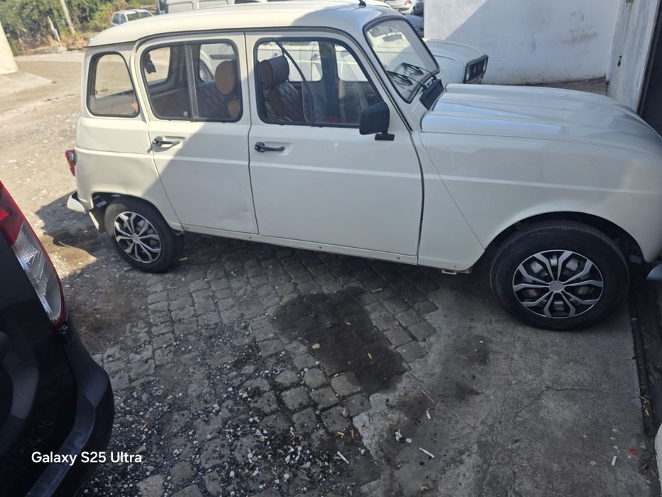 Renault  GTL  4L