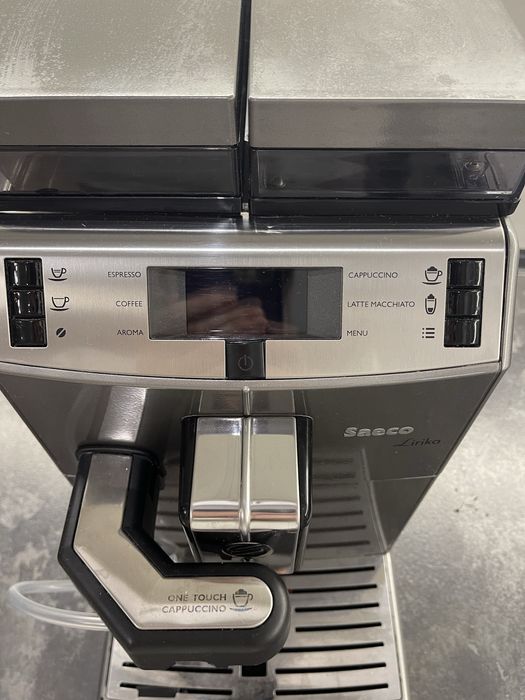 Кавомашина Saeco Lirika One Touch Cappuccino