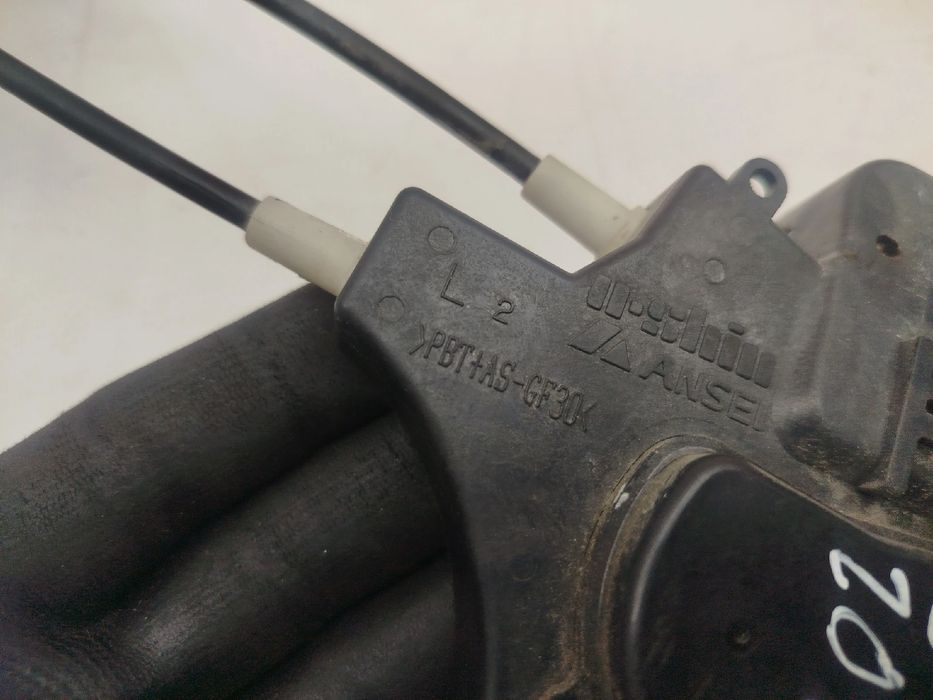 Fechadura / fecho porta frente esquerdo MITSUBISHI Colt VI (Z3_A, Z2_A