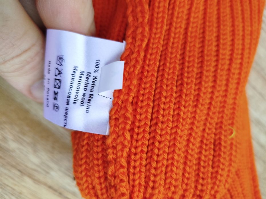 Czapka z wełny Merino 100 % pomarańczowa + komin super prezent