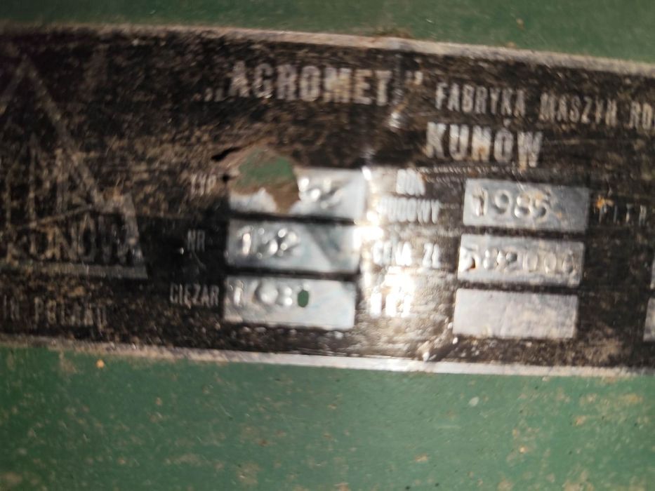 Przyczepa samozbierająca