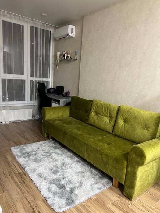 Смарт-квартира з ремонтом та меблями