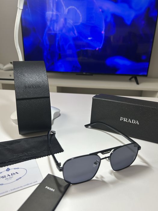 okulary Prada…..