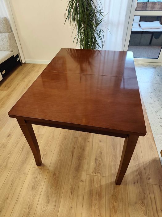 Stół drewniany rozkładany 130-220 cm – elegancki, solidny, duży