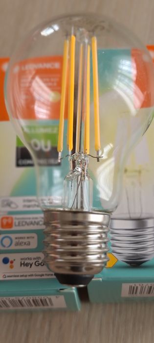 Lâmpada inteligente compativel com o assistente voz Google / Allexa