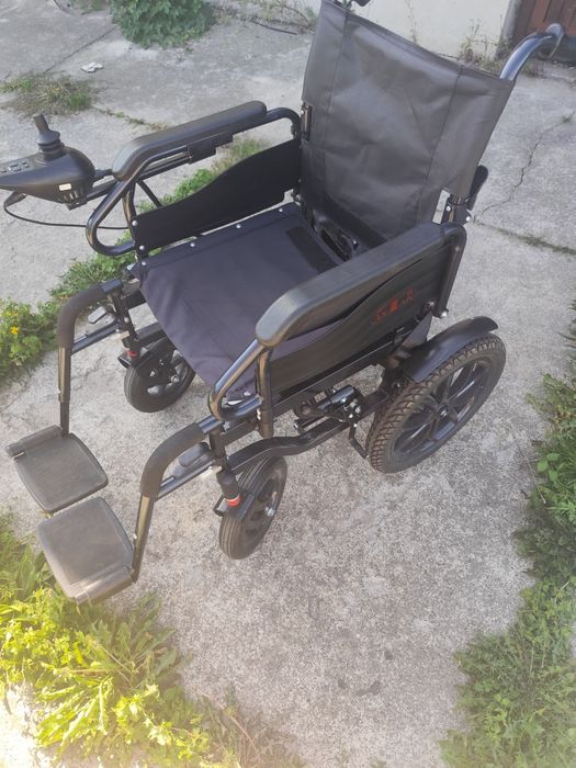 Wózek inwalidzki elektryczny