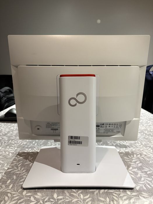 Monitor 19* Fujitsu
