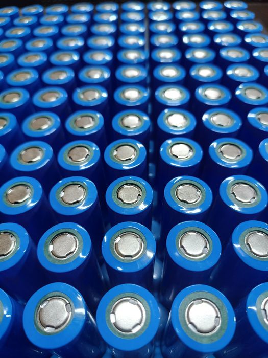 Батарейки, акумулятори 21700 ( Tesla, Panasonic)