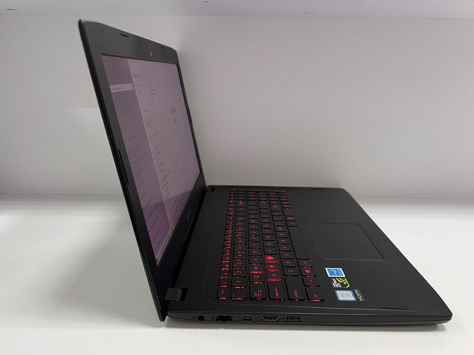 ASUS GL502VM2 / i7-7700HQ / 16GB / GTX 1060 3GB / SSD+HDD / IPS