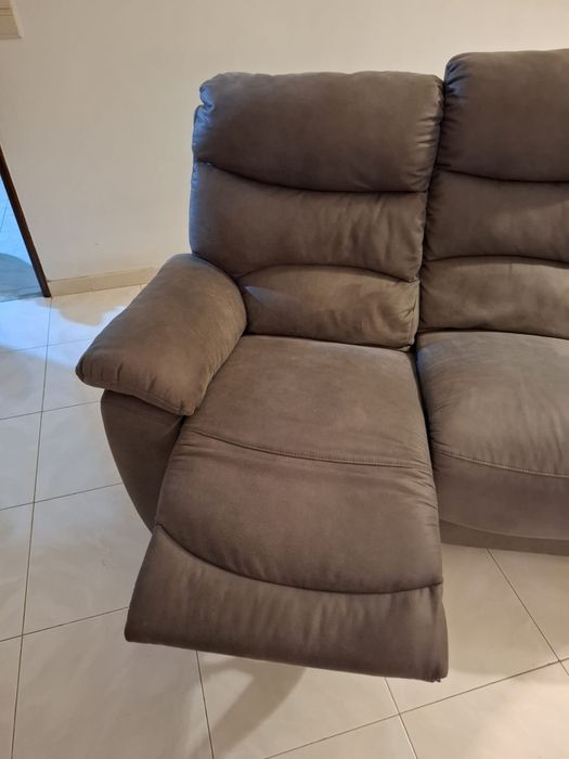 Sofá relax / reclinável 3 lugares