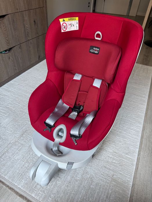 Fotelik samochodowy  Britax Römer obrotowy 360°(0-18 kg, dla dziecka 3 m- 4 lata)