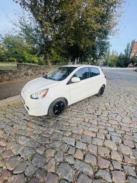 Продаю мітсцбіші міраж