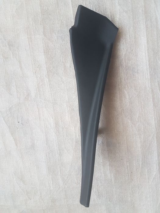 Nissan Rogue T32 Уплотнитель крыла правое Оригинал 668944CL0A