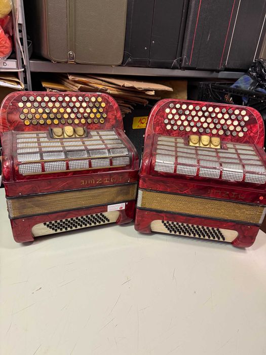 Lote 2 Promoção  de Acordeões de concertinas
