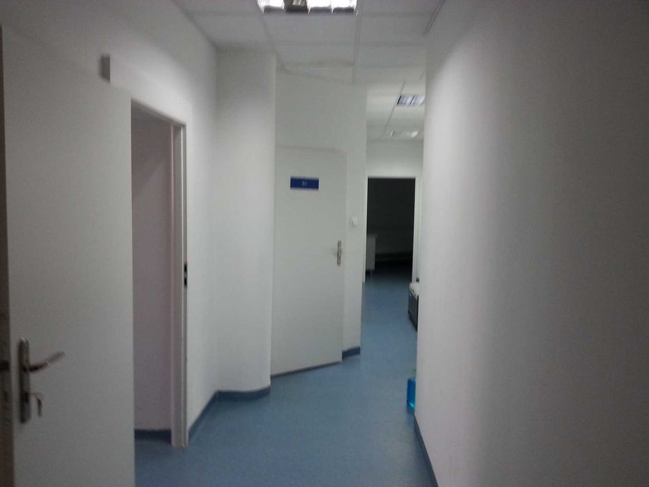 Ścianki PCV z oknami i bez okien