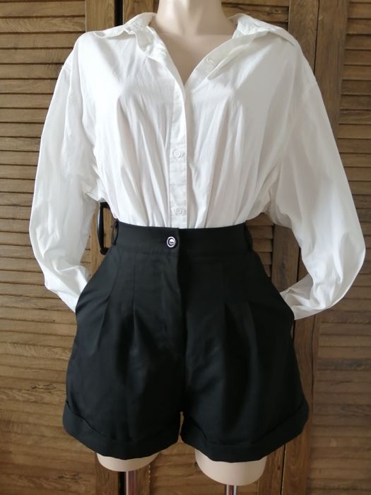 Boohoo Чорні класичні шорти з защіпами висока талія