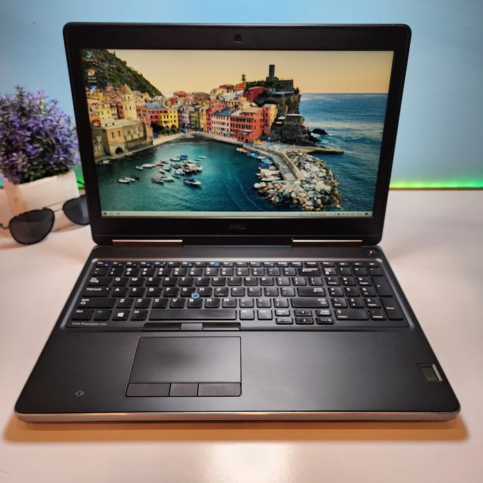 Ноутбук 15.6" FHD Dell Precision 7510 (i7-6820HQ / 16GB / SSD 256GB
