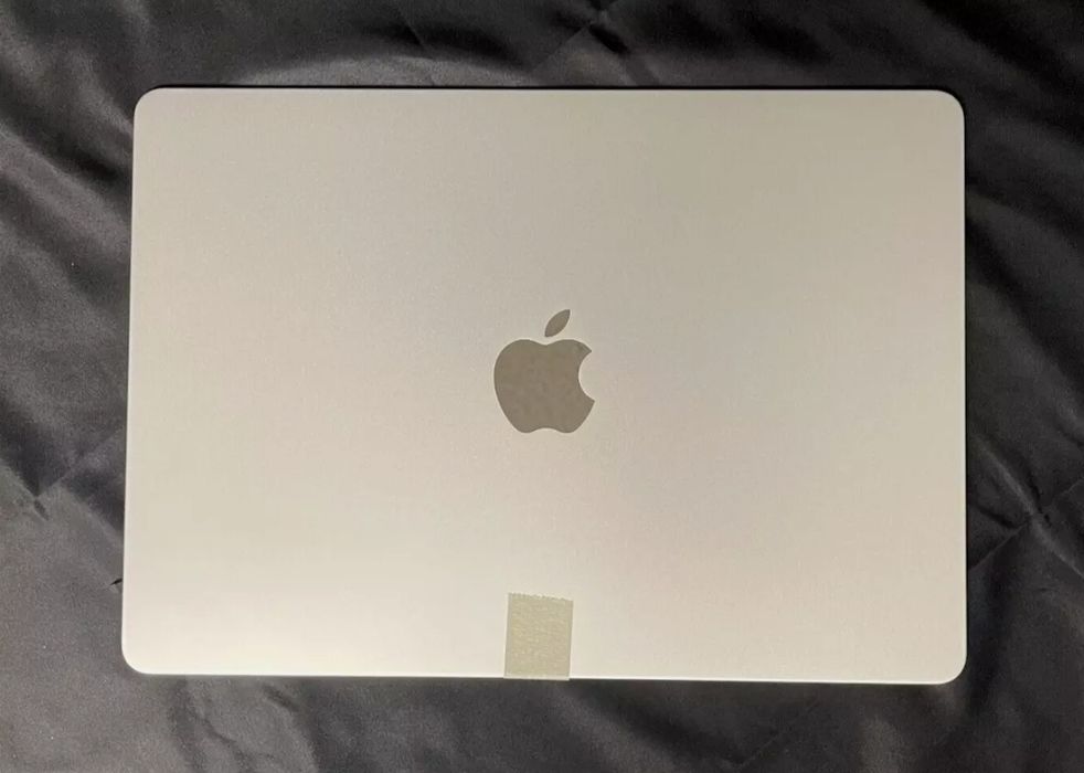 MacBook Air M2 Display (A2681)64729512675074123
