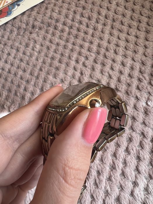 Годинник Chronotech 7948L