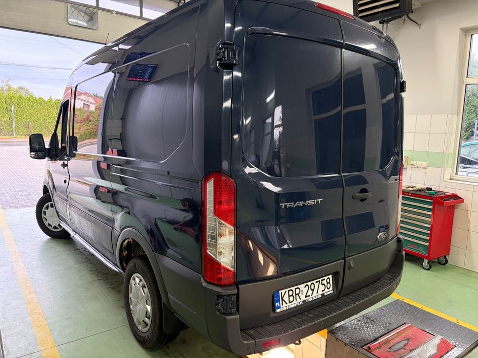 Ford Transit  Przebieg 242 000_Bezwyapdkowy_Klimatyzacja