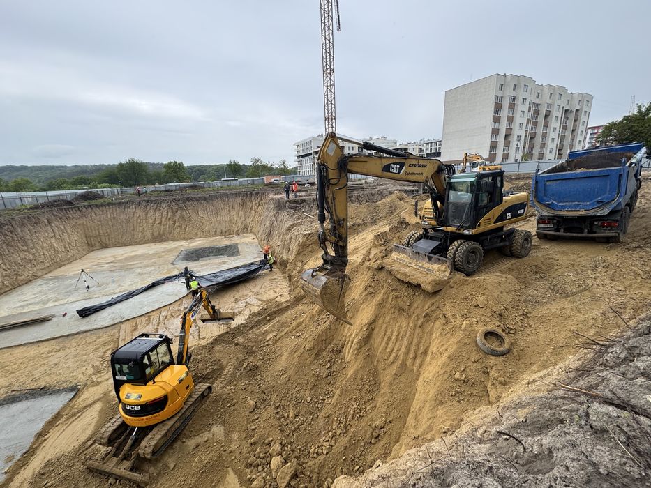 Копка котлованів | Земляні роботи | Демонтаж будинків | Гідромолот