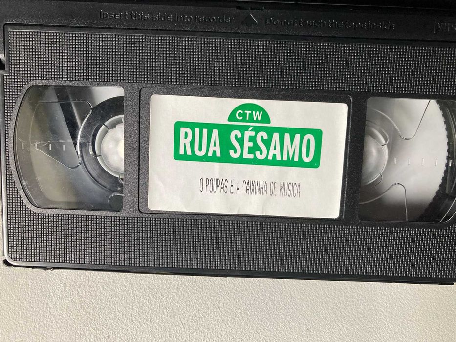 [VHS] Rua Sésamo: O Poupas e a Caixinha de Música (não testado)