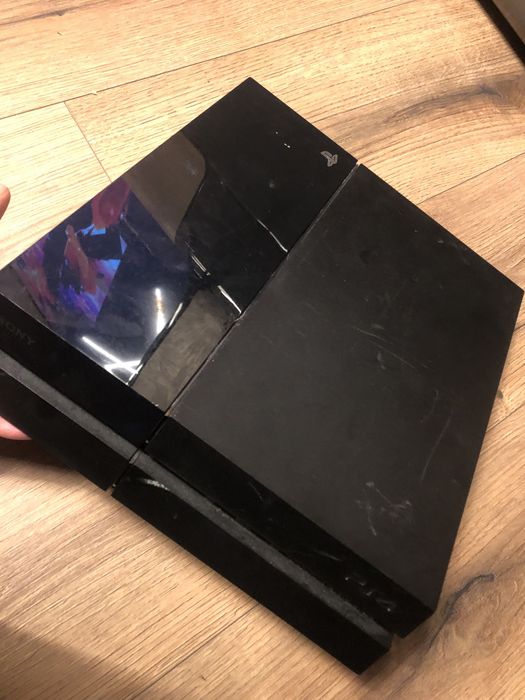Konsola Playstation 4 z Softem 8.50