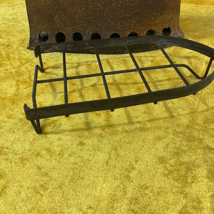 Ferro de engomar carvão64730238016258121