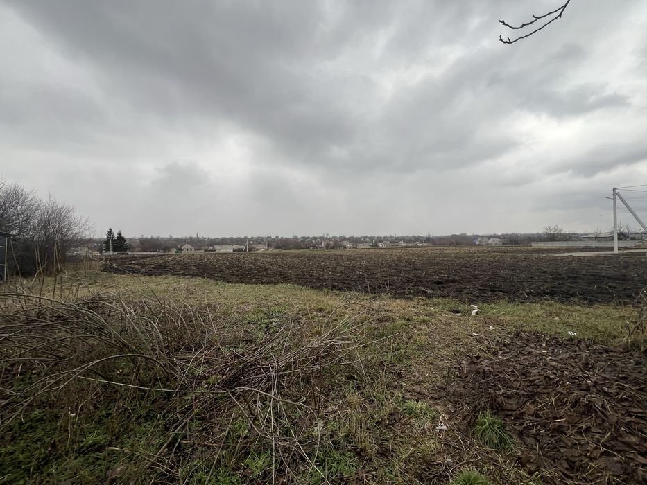 Продам будинок з магазином