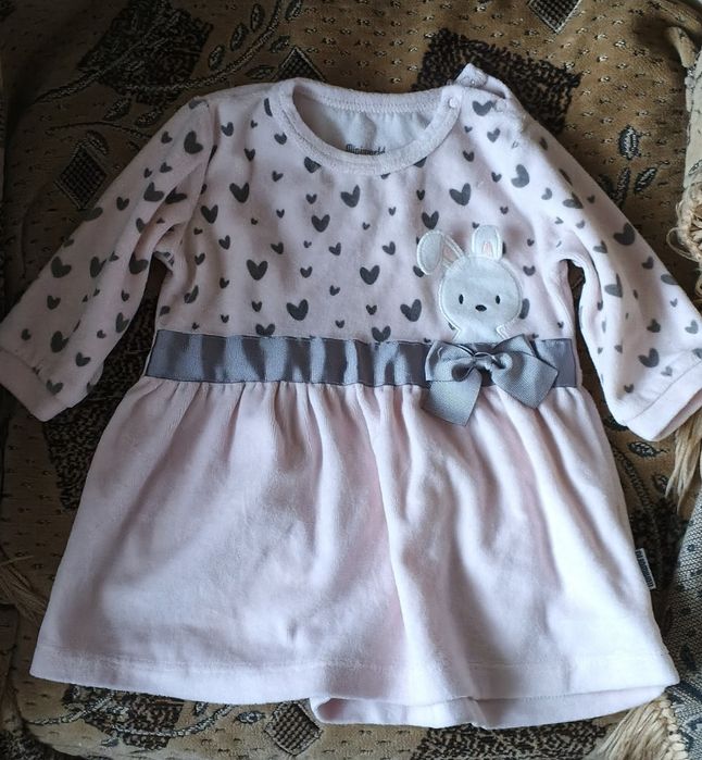 Плаття для дівчинки 6-9 місяців