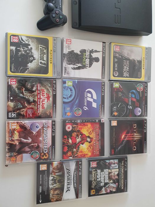 Sony Playstation 3 Slim 320 GB c/ 11 jogos