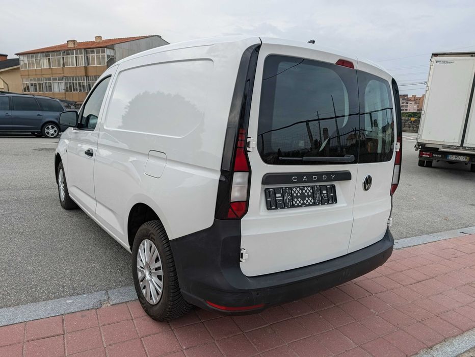 VW CADDY 2023 | 92.000 KM | IVA DEDUTÍVEL | REVISÃO FEITA | €18.500