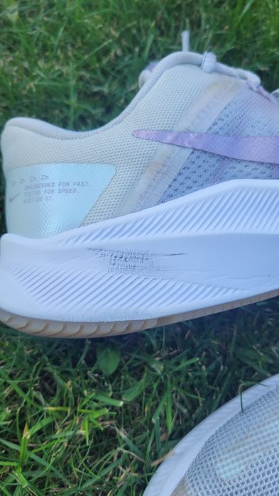 buty NIKE QUEST 4 Premium,  r.38, stan dobry, lekkie